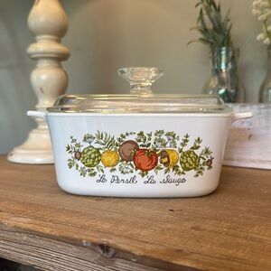 Corning Ware Le Persol La Sauge 1  1/2 Quart Casserole Dish with Pyrex  Lid!